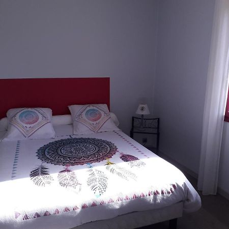 La Bonne Rencontre Apartment Chassiers Екстериор снимка