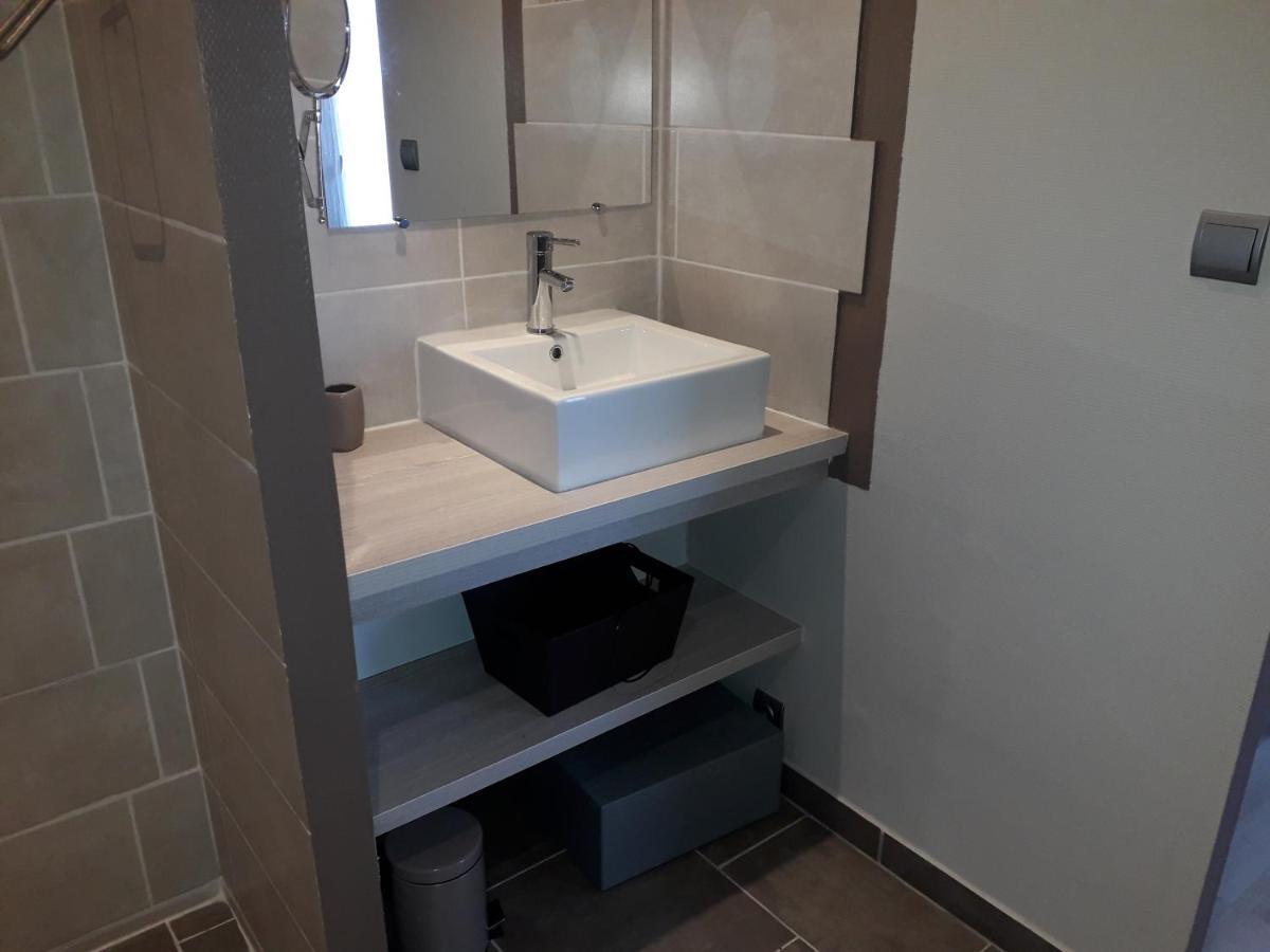 La Bonne Rencontre Apartment Chassiers Екстериор снимка